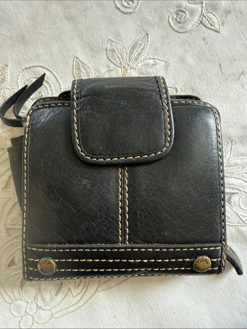 FOSSIL black leather wallet very good condition
